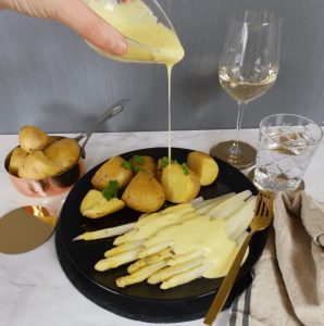 Read more about the article Spargel mit Hollandaise